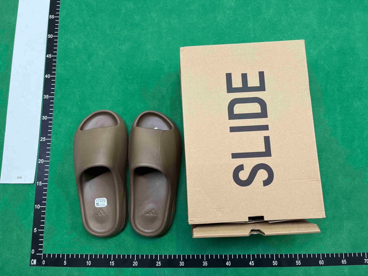 Adidas Yeezy Slide Sandals [14 styles]