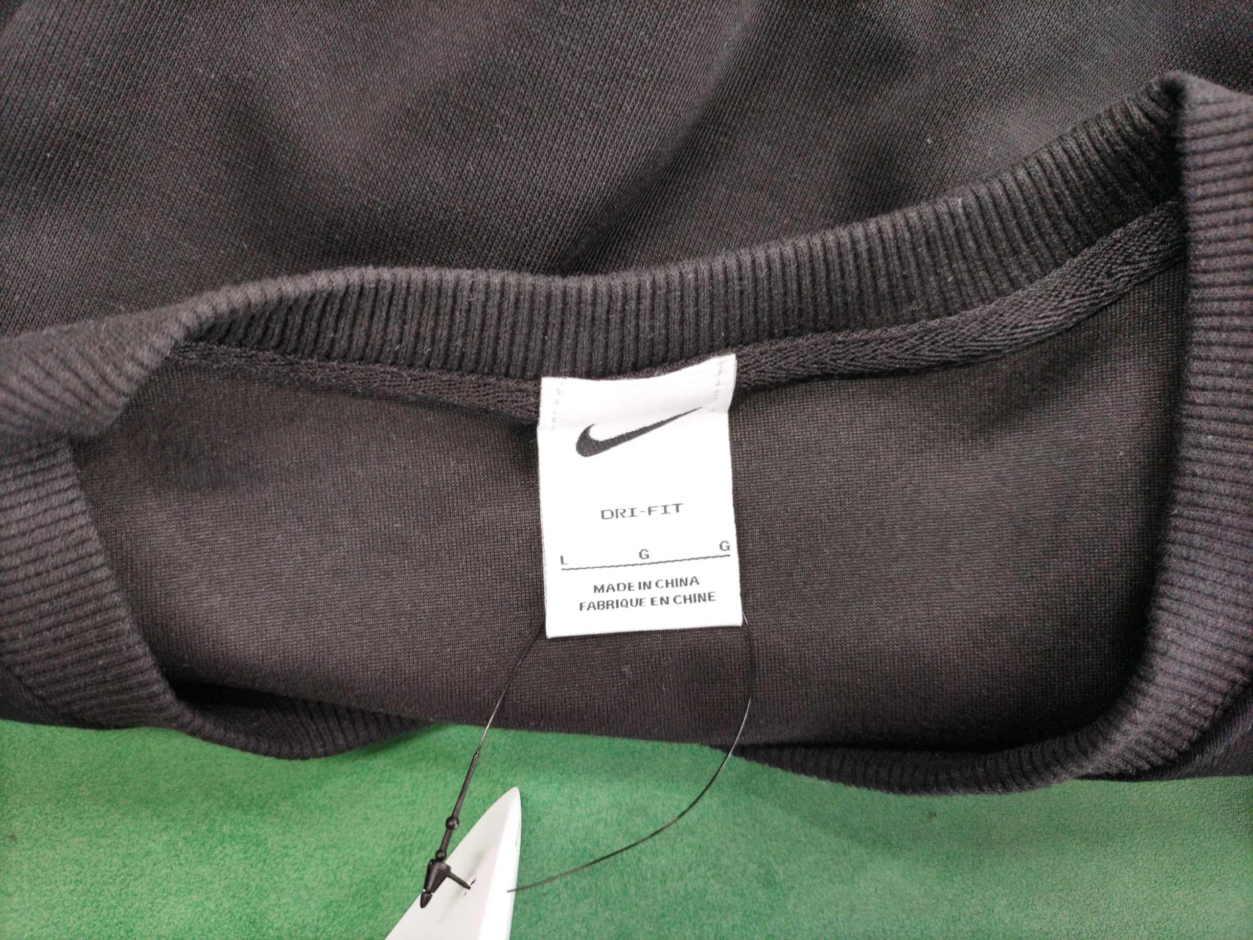 Nike Sportswear Club T-Shirt [10 styles]