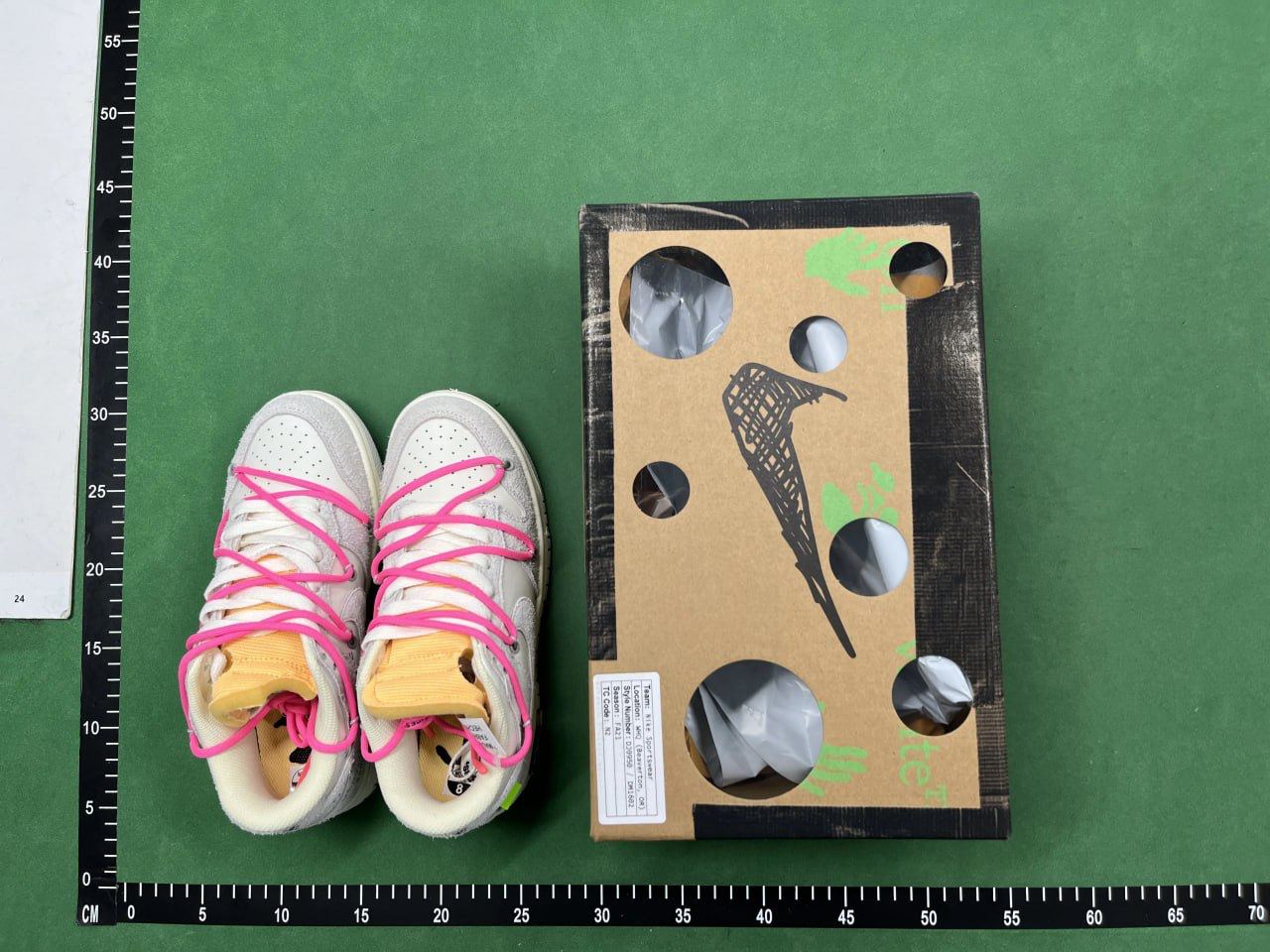 Nike Dunk Low Off-White Sneakers [32 styles]