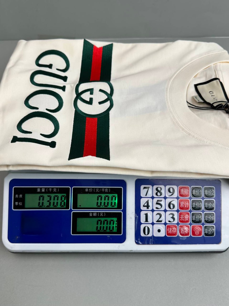 Gucci GG Logo T-Shirt [40 styles]