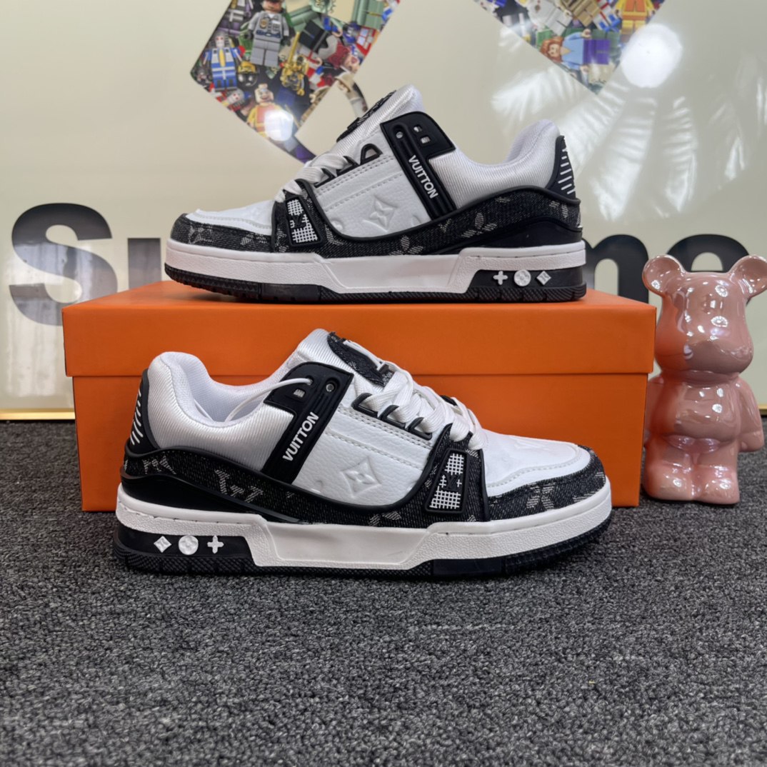 Louis Vuitton B22 Sneakers [37 styles]