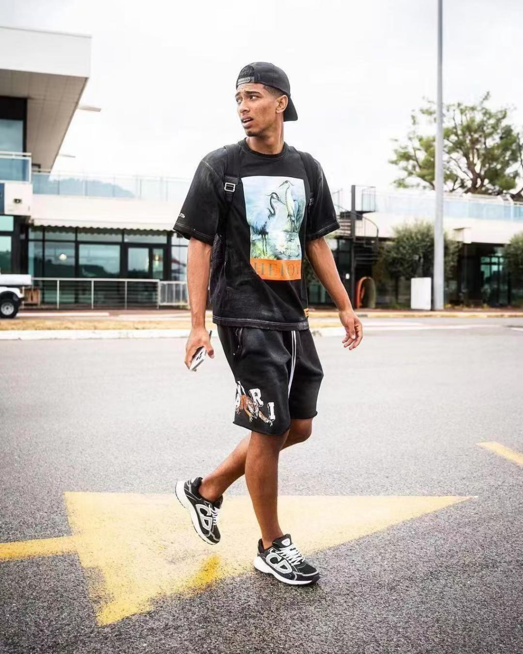 Dior B22 Sneakers [29 styles]