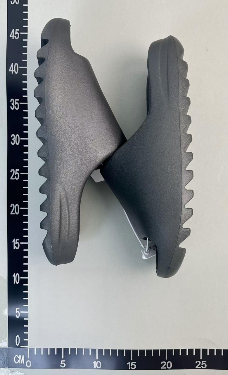 Adidas Yeezy Slide Sandals [17 styles]
