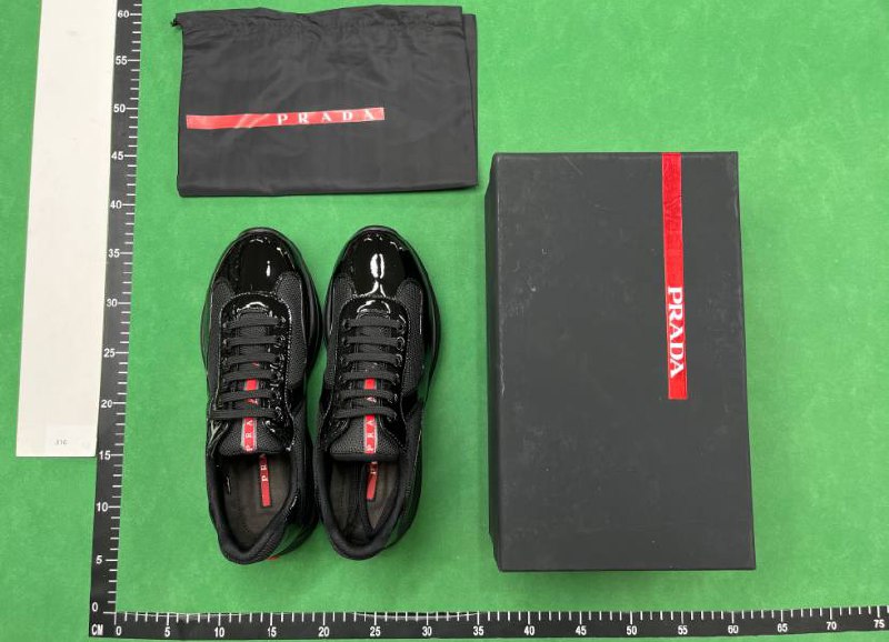 B22 Sneakers [22 styles]