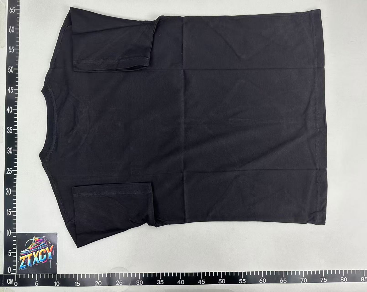 Louis Vuitton Chain Detail T-Shirt [2 styles]