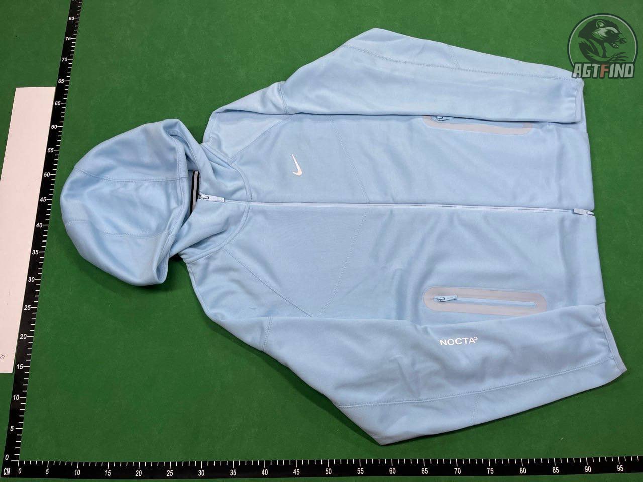 Nike Hoodies/Sweaters [21 styles]