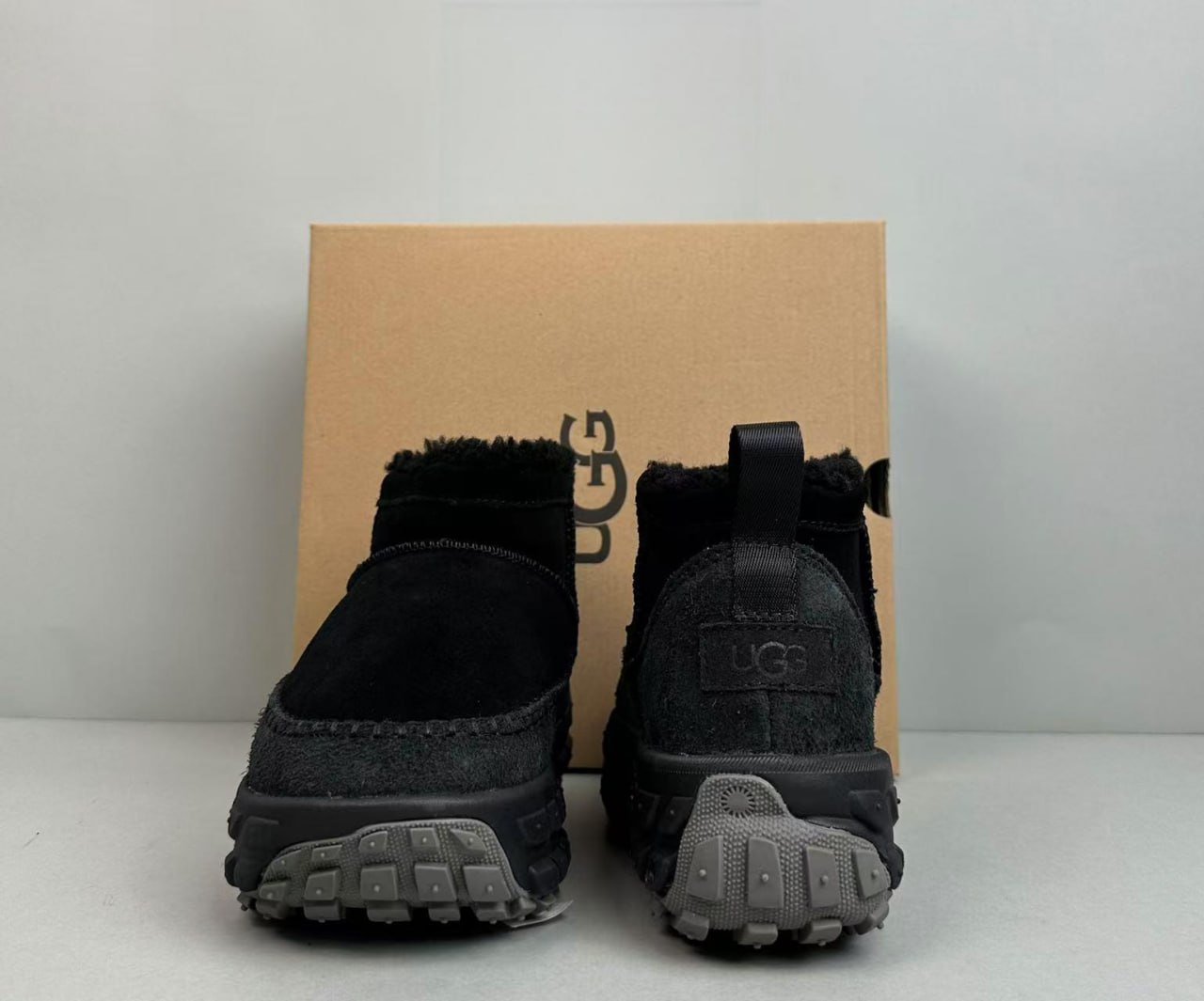 UGG Platform Boots [20 styles]