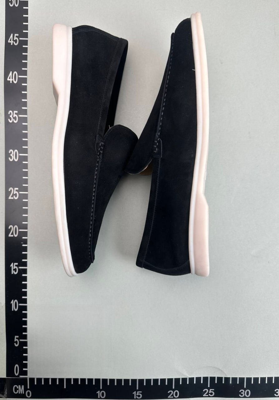 Suede Loafers [8 styles]