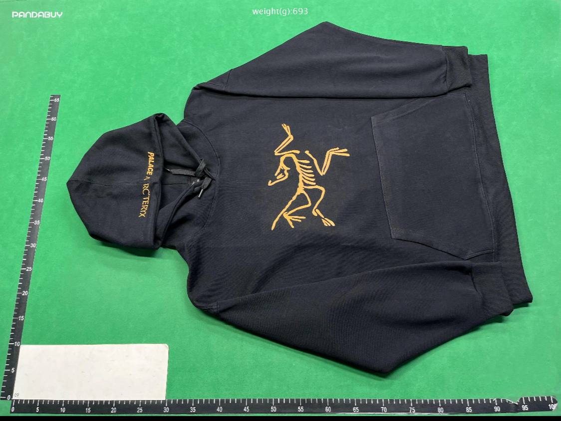 Fear of God Essentials / Palace x Arc'teryx Hoodies/Sweaters [40 styles]