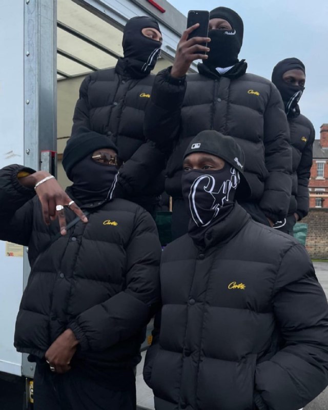 Curtz Beanie [31 styles]