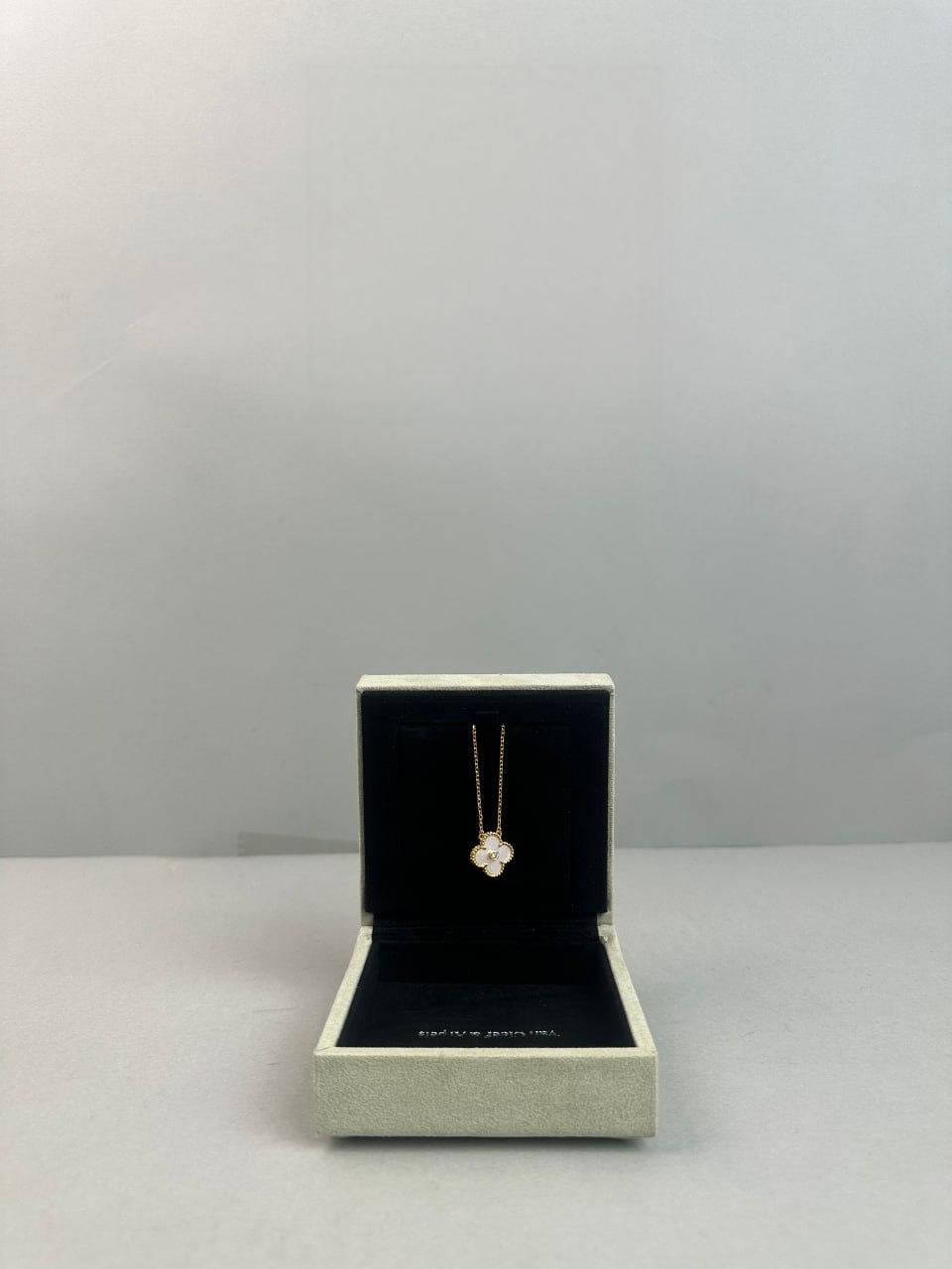 Van Cleef & Arpels Alhambra Necklace [20 styles]