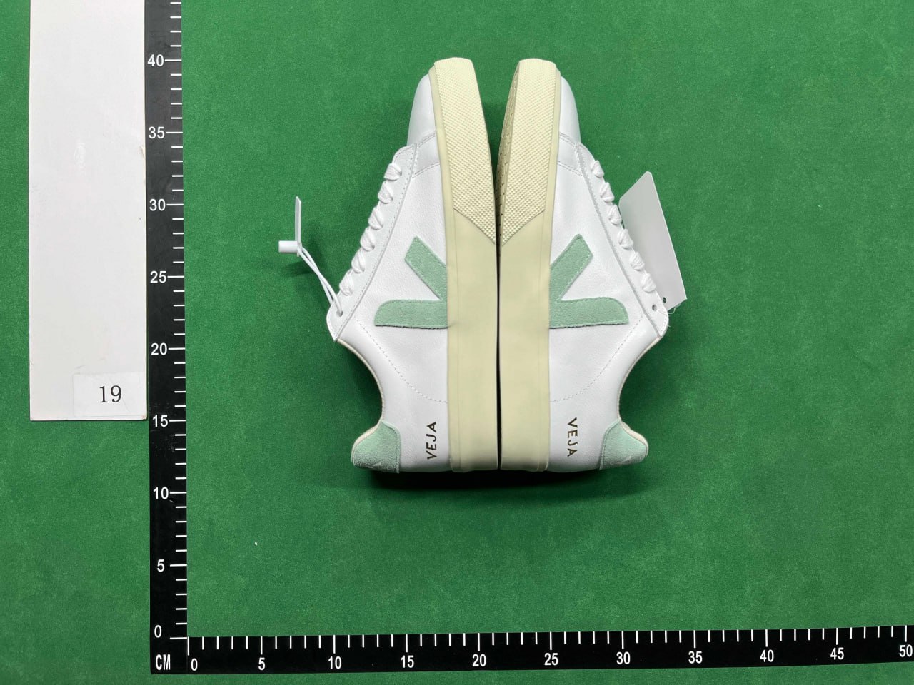 Veja V-10 Sneakers [40 styles]