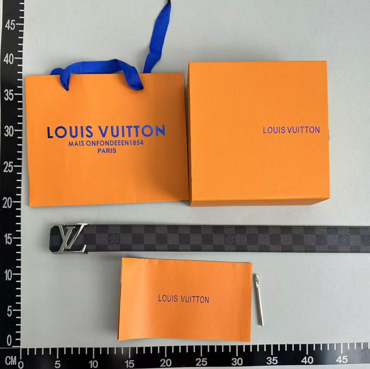 Louis Vuitton LV Initiales Reversible Belt [40 styles]