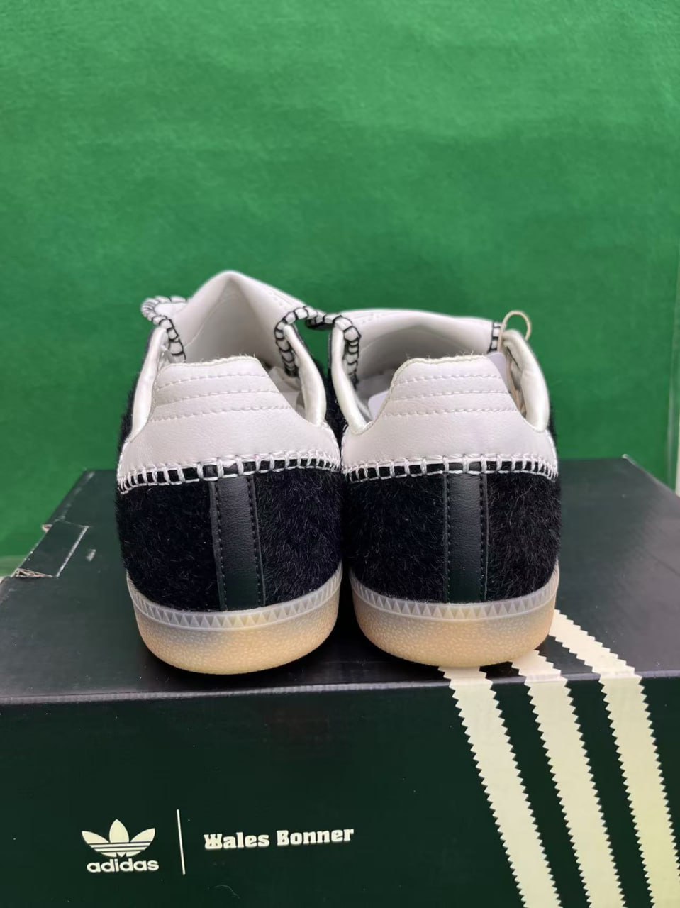 Adidas Samba Sneakers [11 styles]