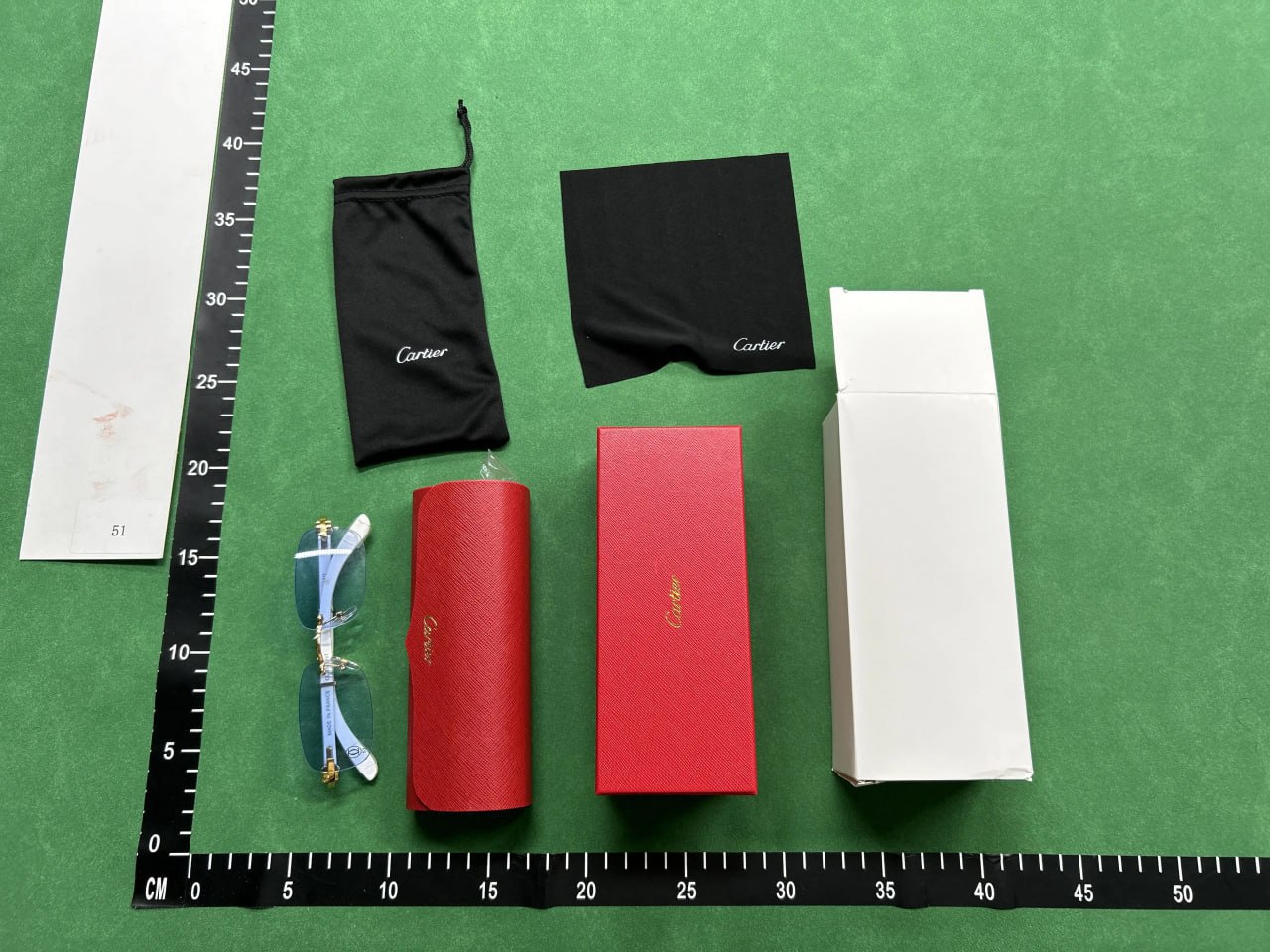 Cartier Round Frame Eyeglasses [21 styles]