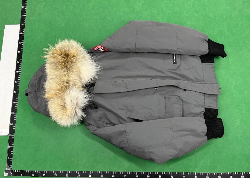 Canada Goose Parka Jackets [13 styles]