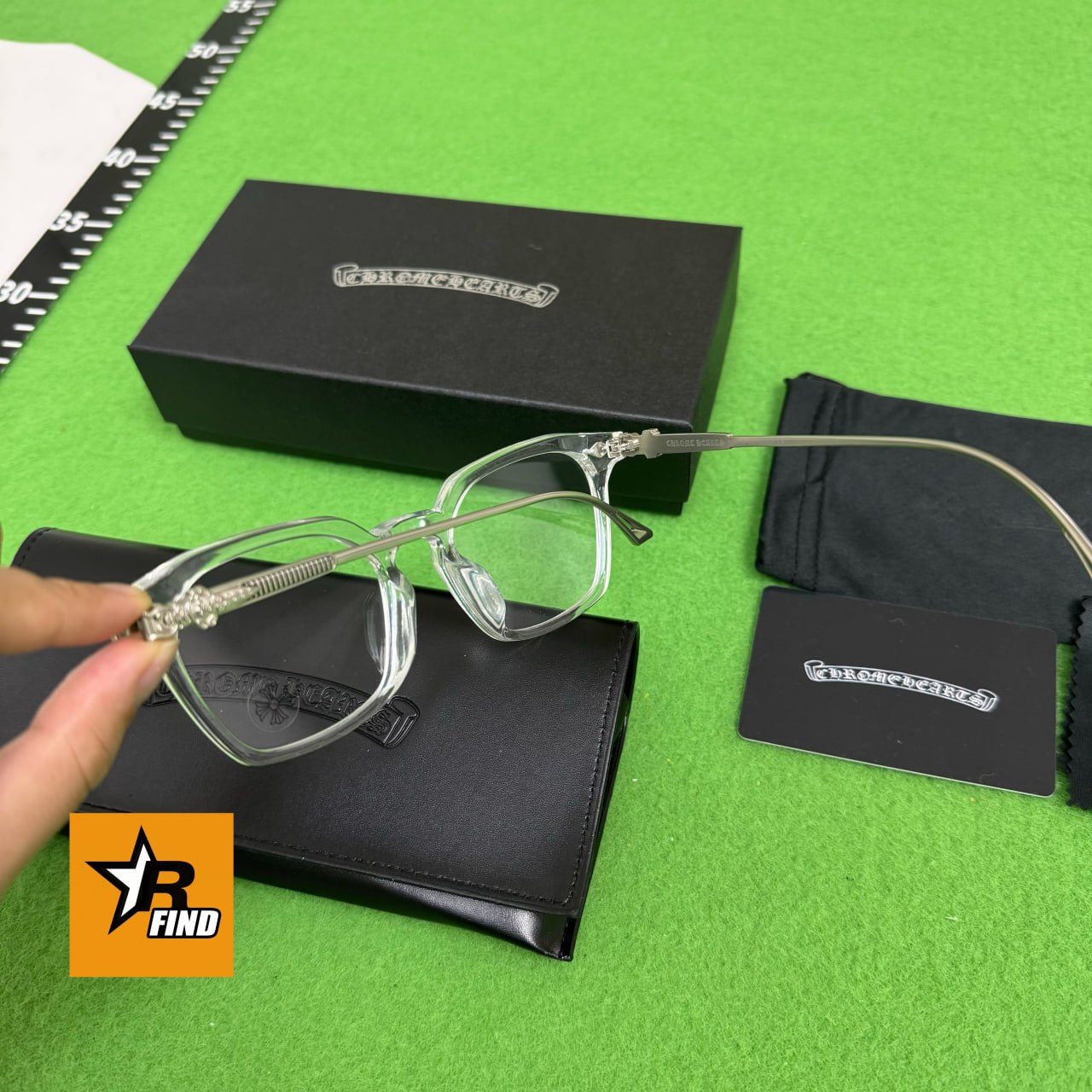 Ray-Ban Wayfarer Sunglasses [40 styles]