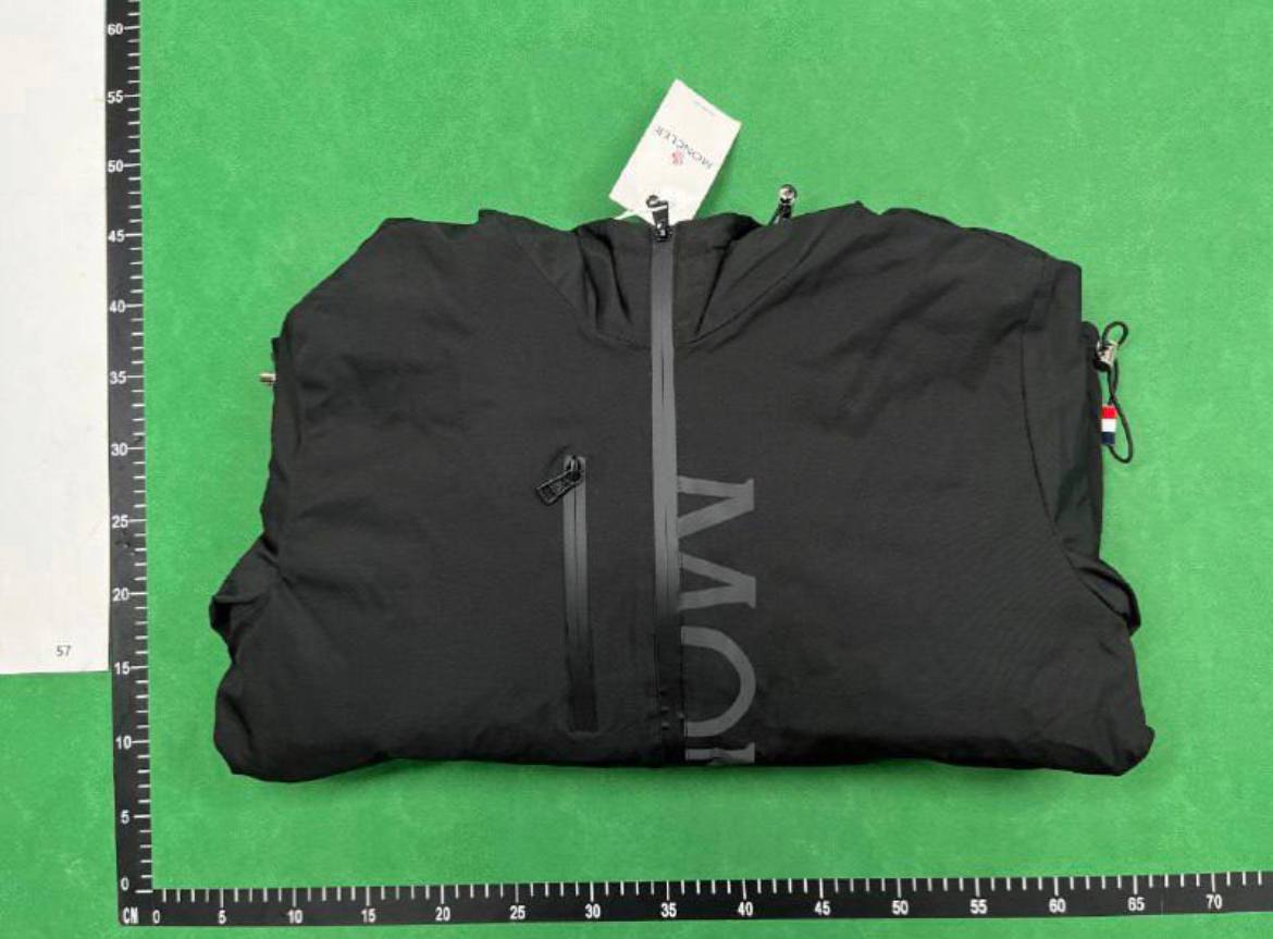 Moncler Hooded Jacket [39 styles]