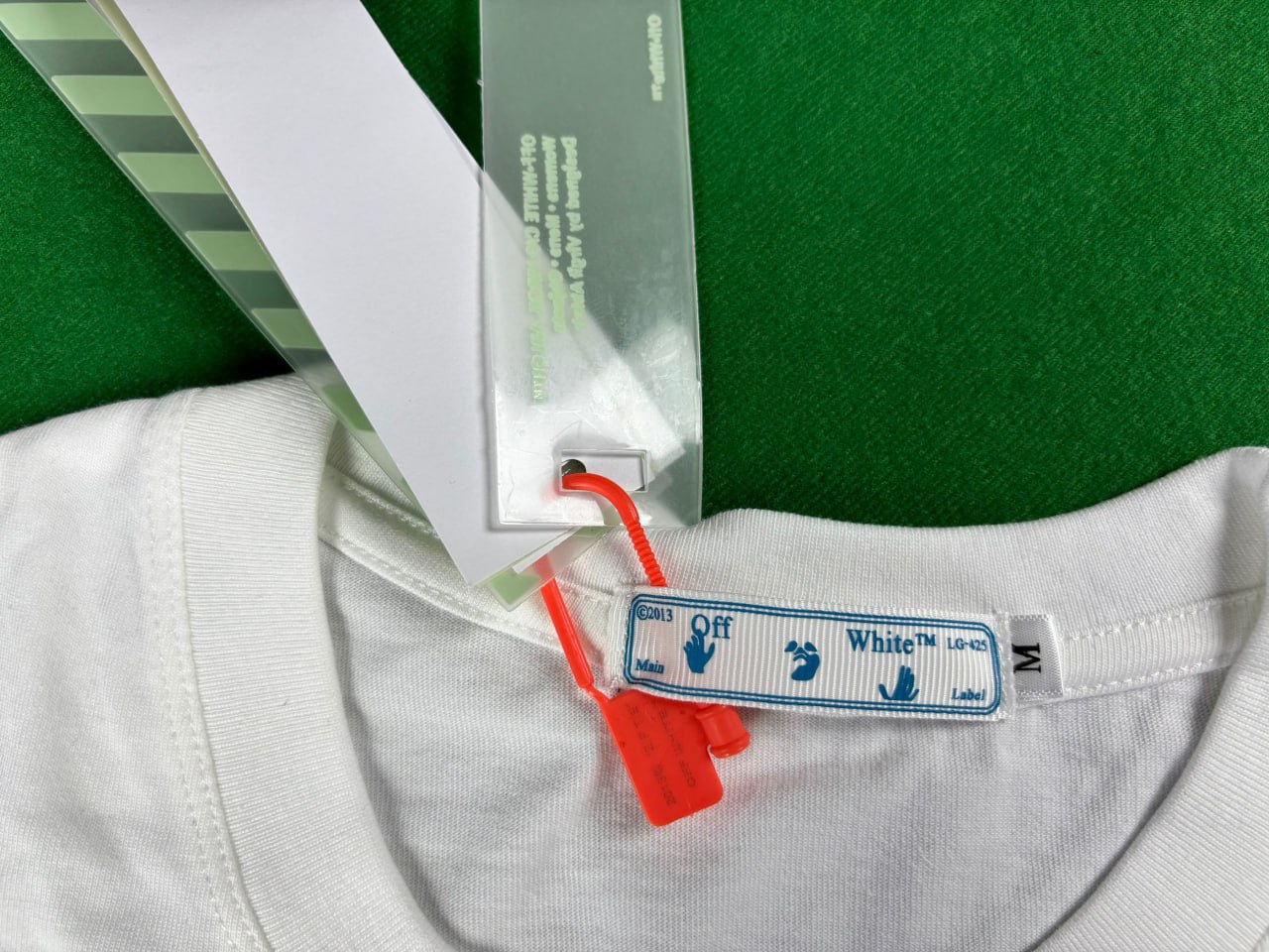 Off-White Arrow T-Shirt [30 styles]