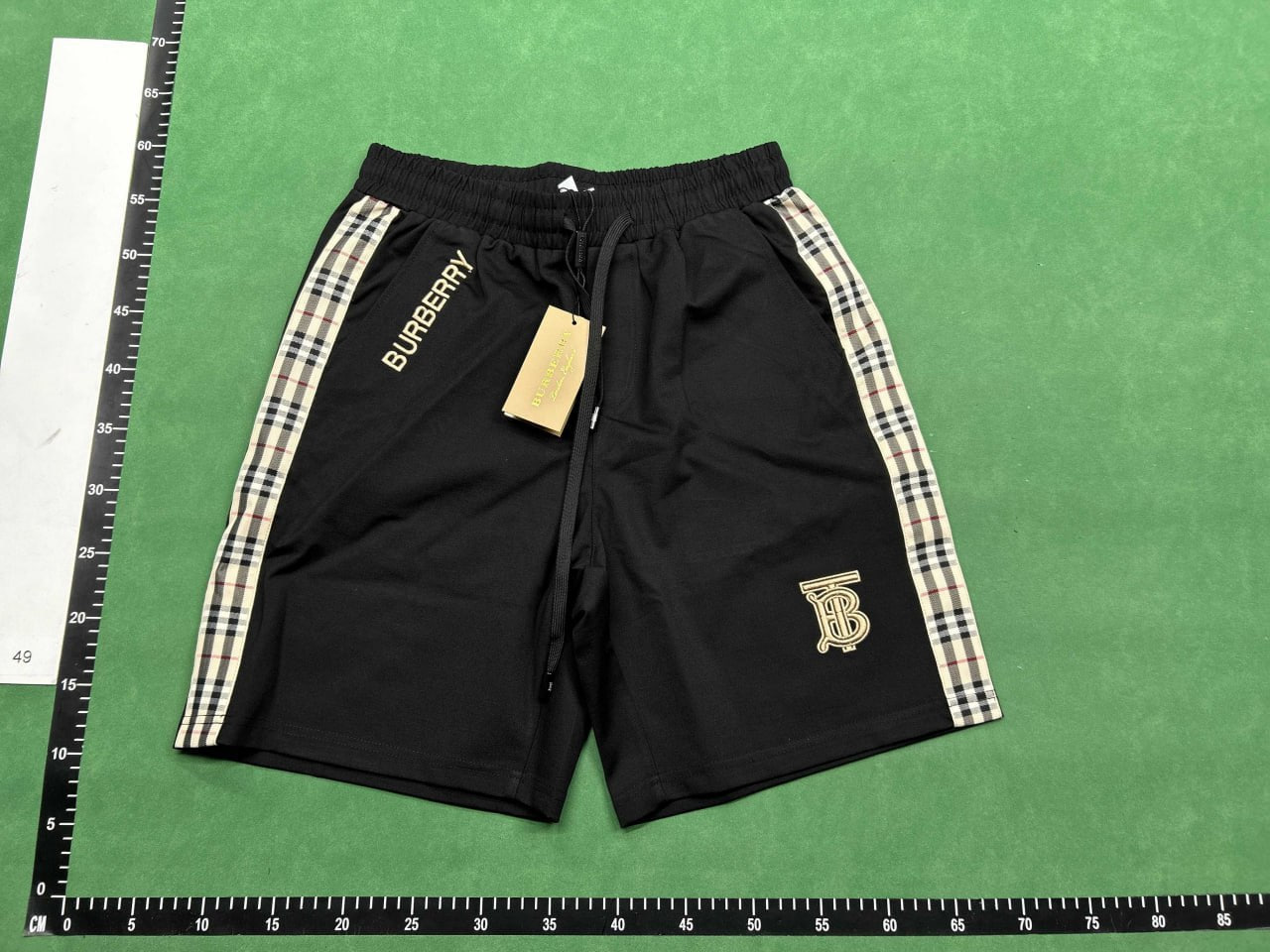Burberry Check & Logo Shorts [40 styles]