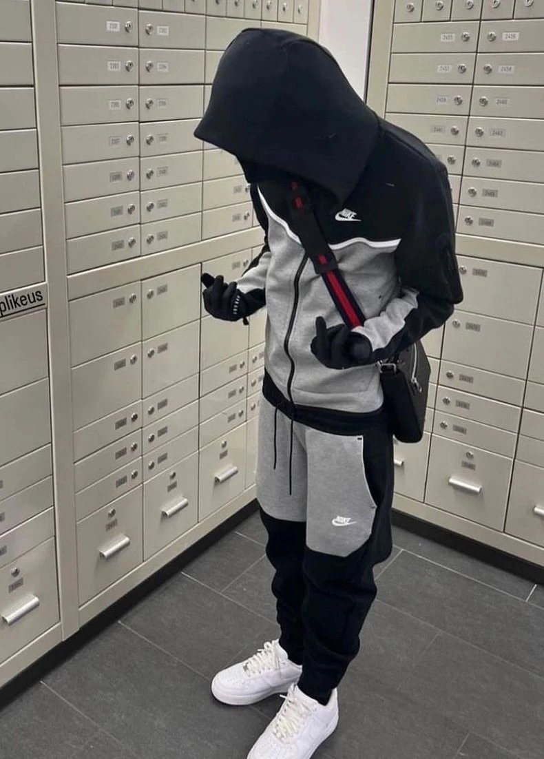 Nike Hoodie [40 styles]