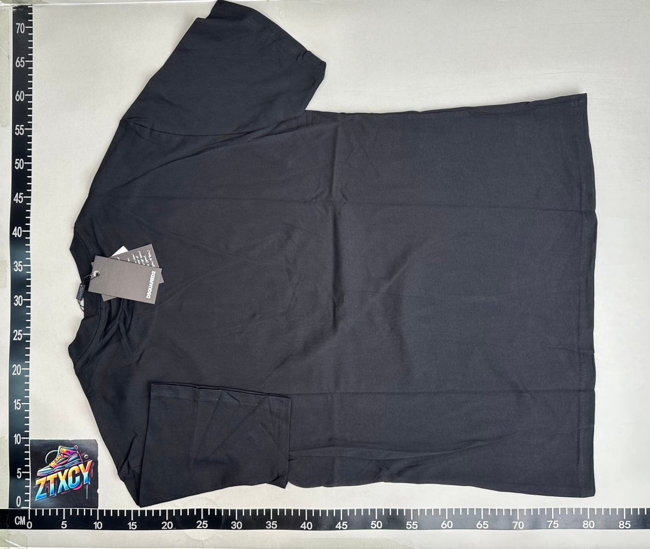 DSQUARED2 ICON Graphic T-Shirt [40 styles]