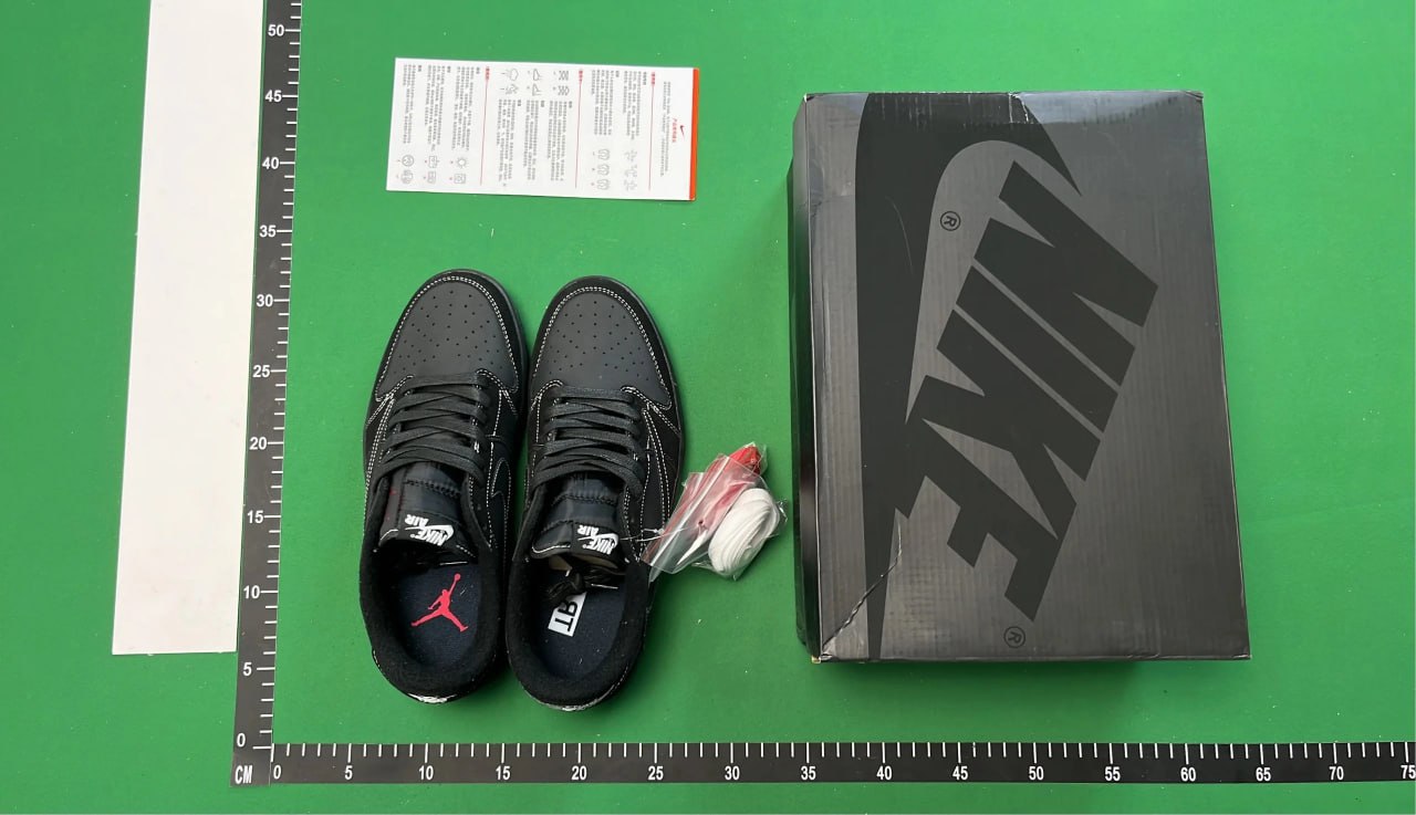 Nike Dunk Low Sneakers [14 styles]