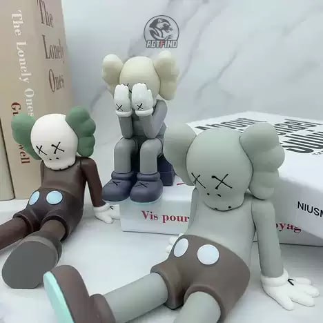 KAWS Companion Figure [31 styles]