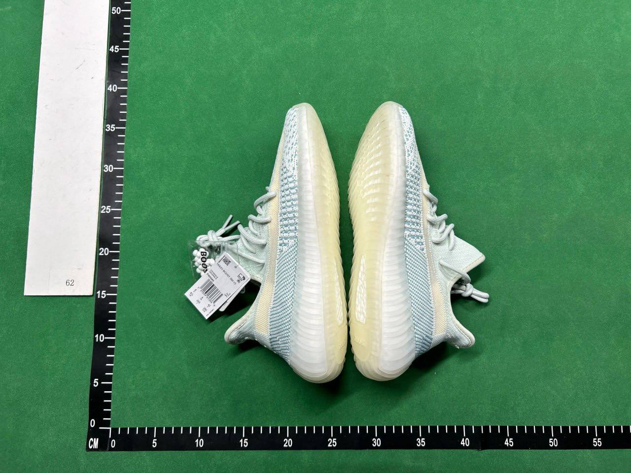 Adidas Yeezy Boost 350 V2 Sneakers [35 styles]