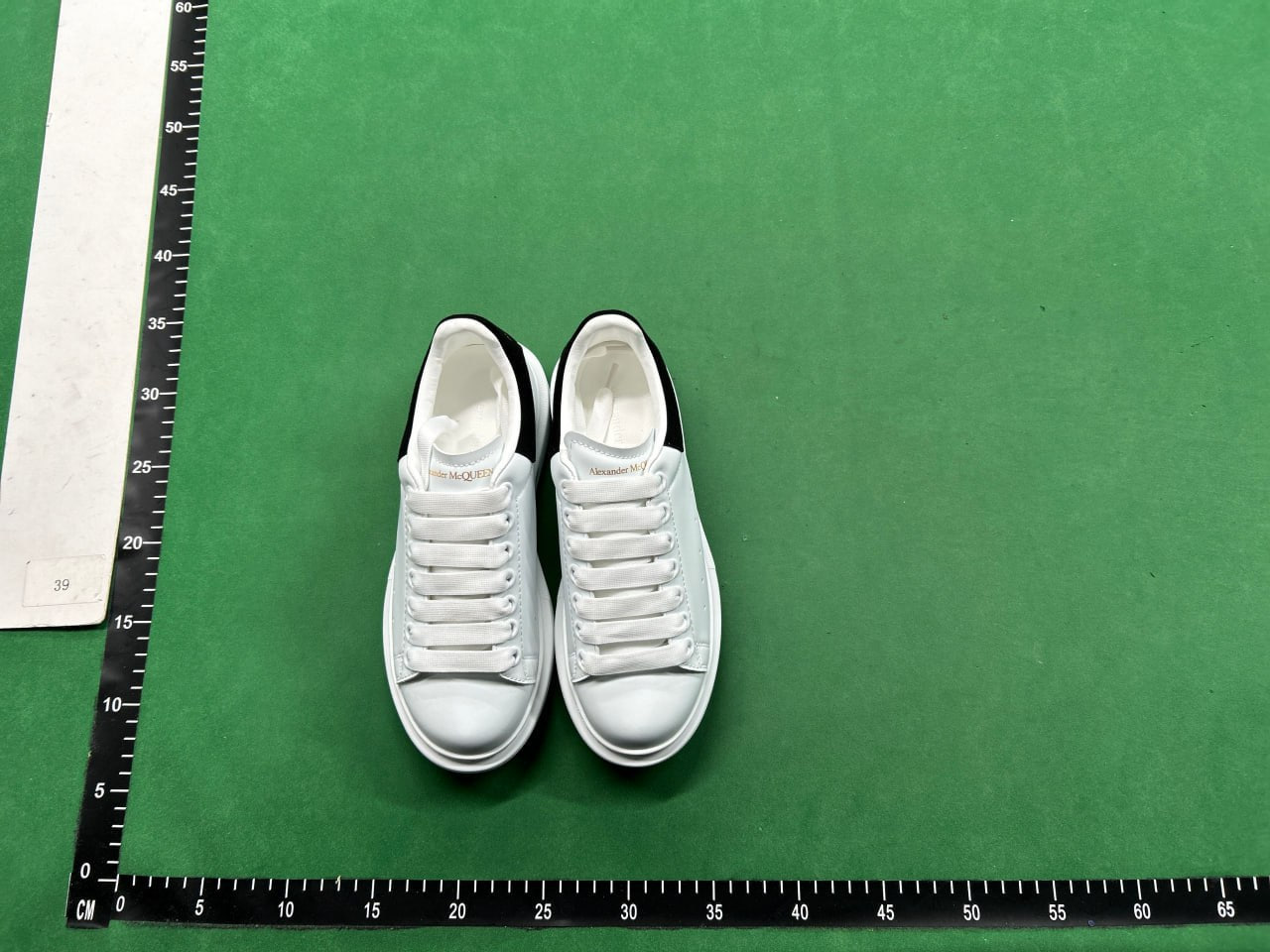 Alexander McQueen Oversized Sneakers [32 styles]
