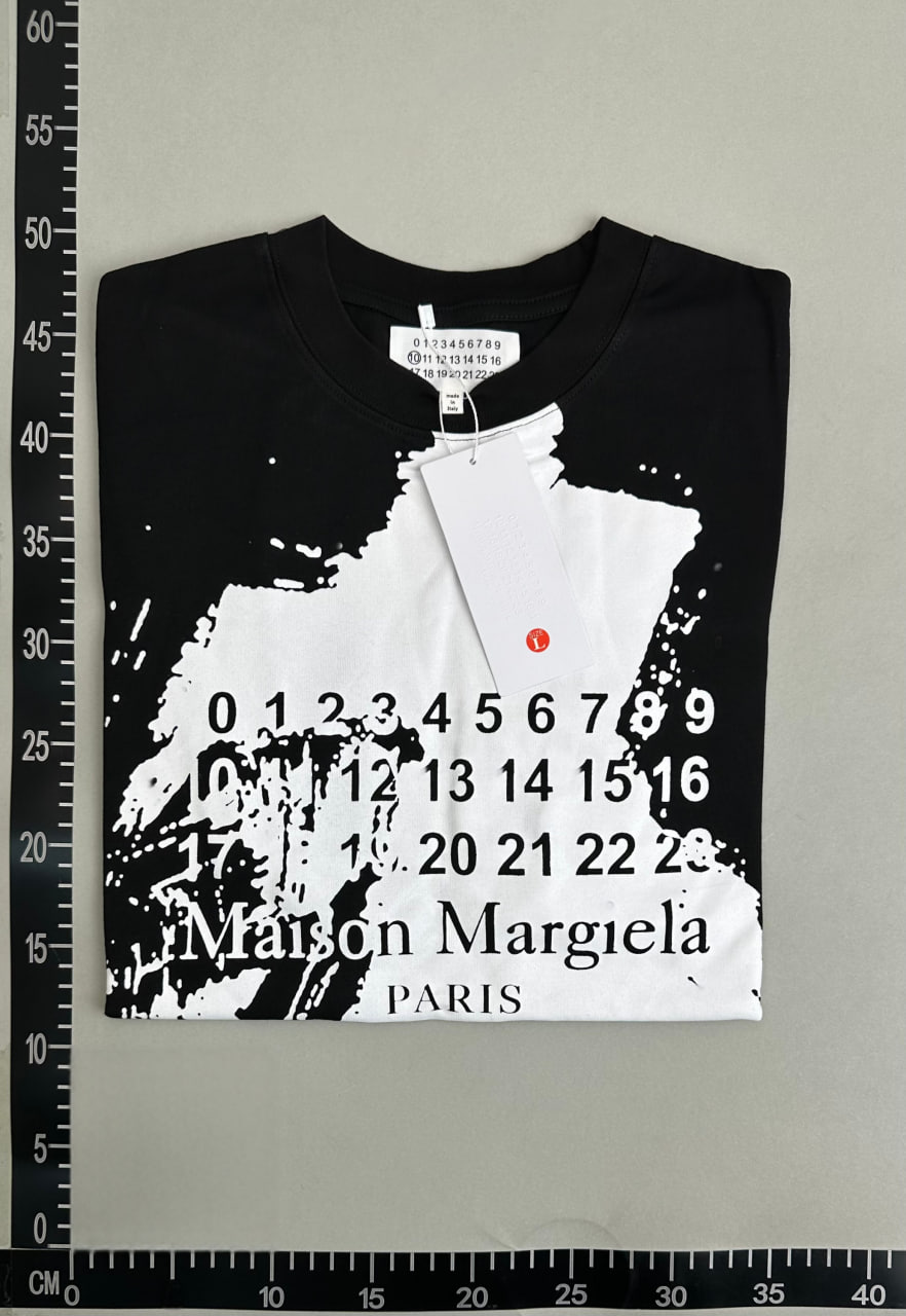 Maison Margiela Calendar Print T-Shirts [38 styles]
