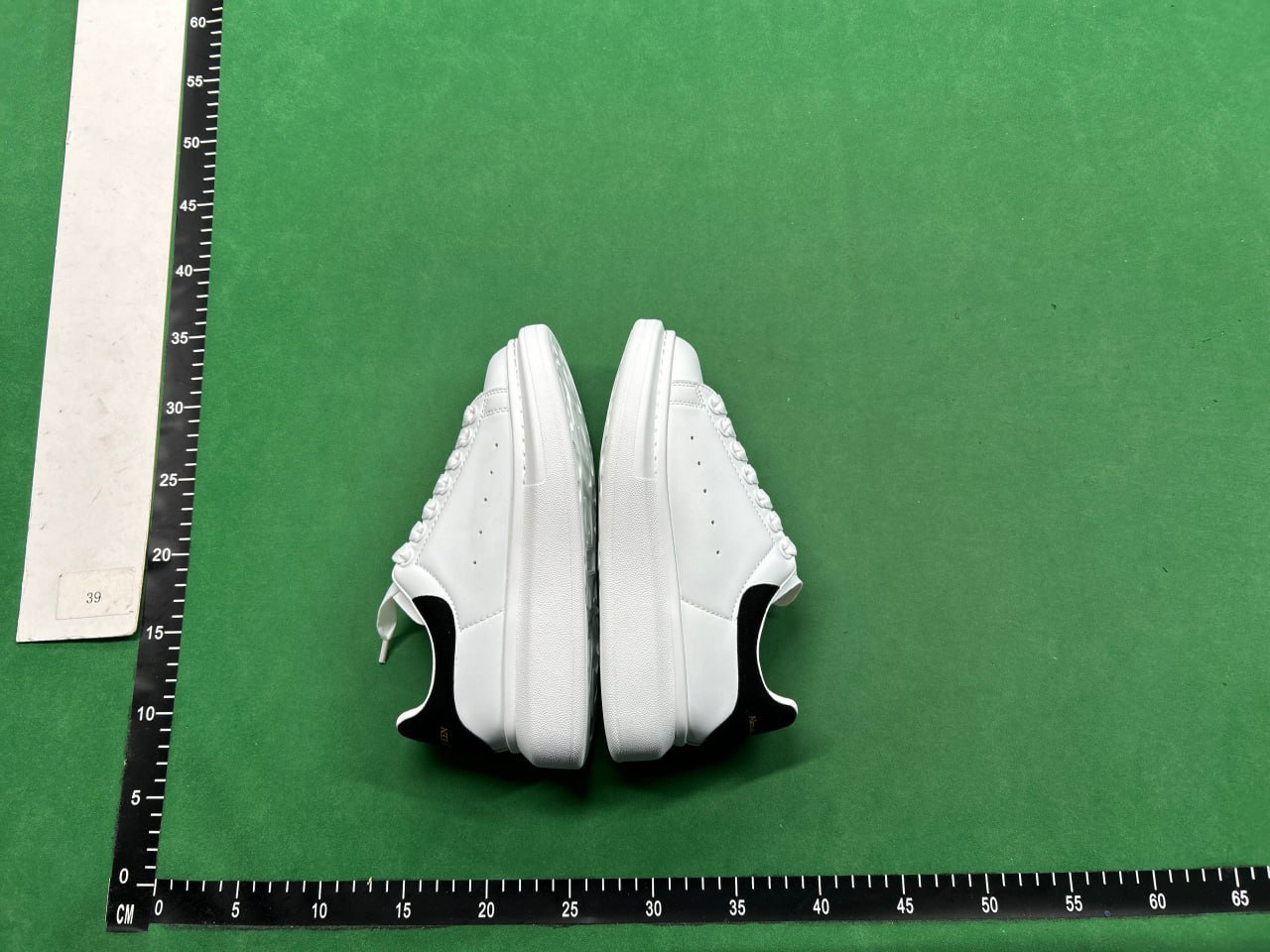 Alexander McQueen Oversized Sneakers [35 styles]