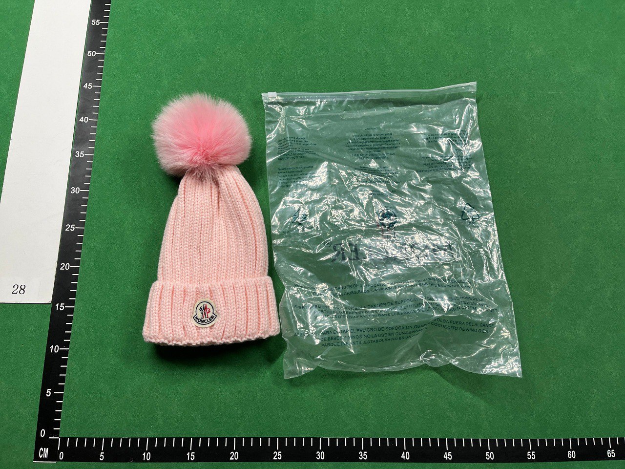 Moncler Beanie with Pom-Pom [39 styles]