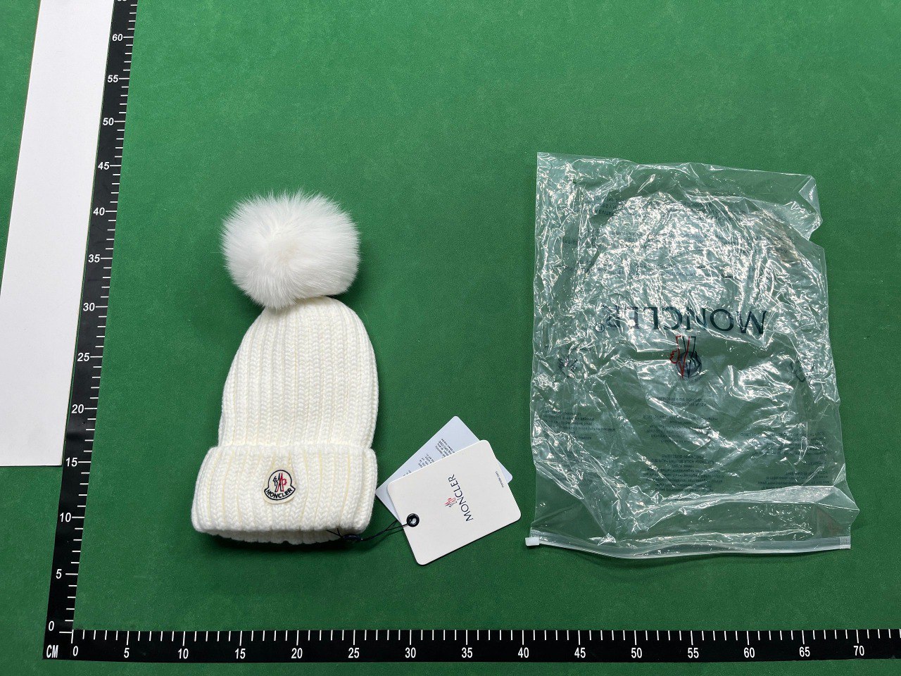 Moncler Beanie with Pom-Pom [39 styles]