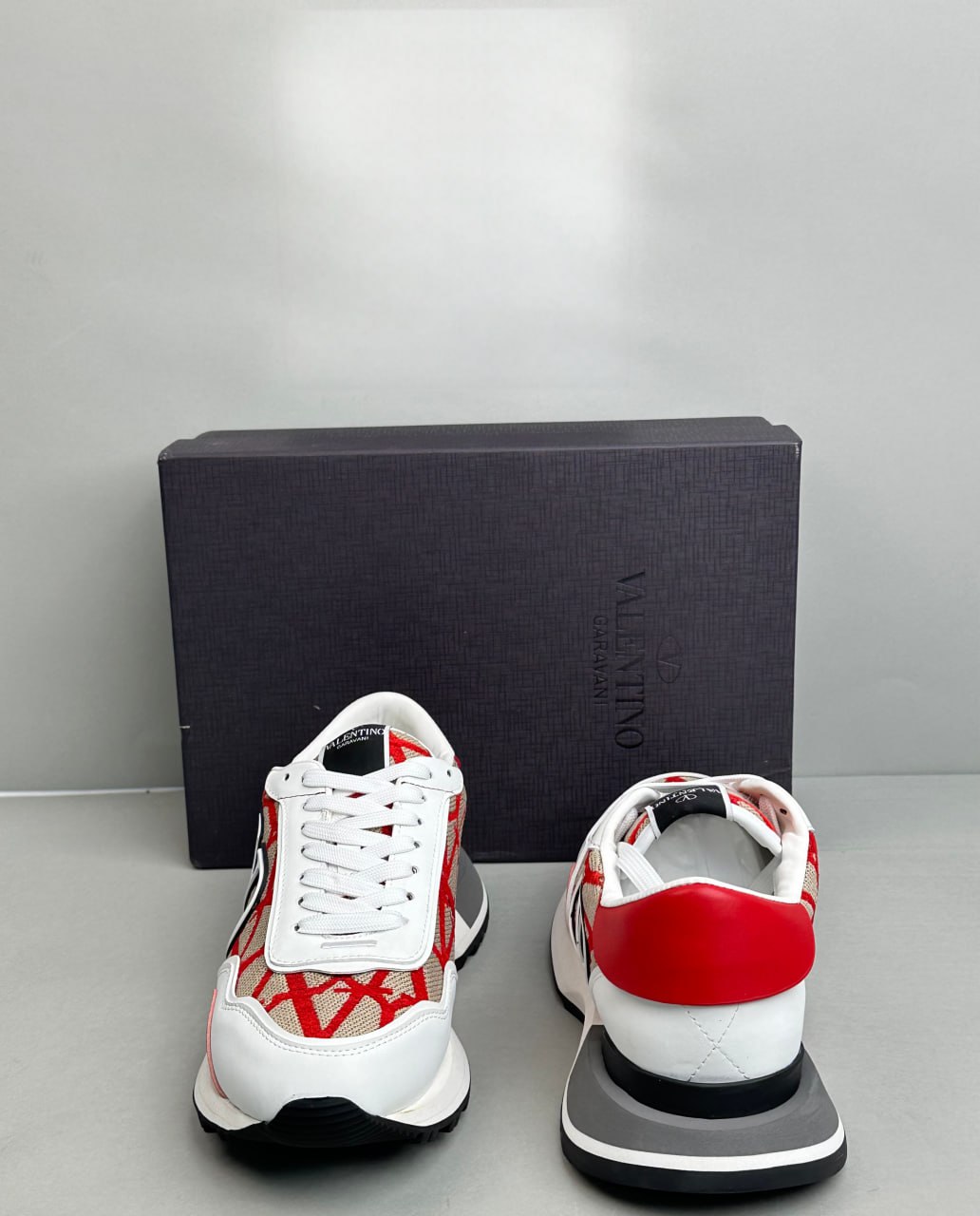 Valentino Garavani B22 Sneakers [12 styles]