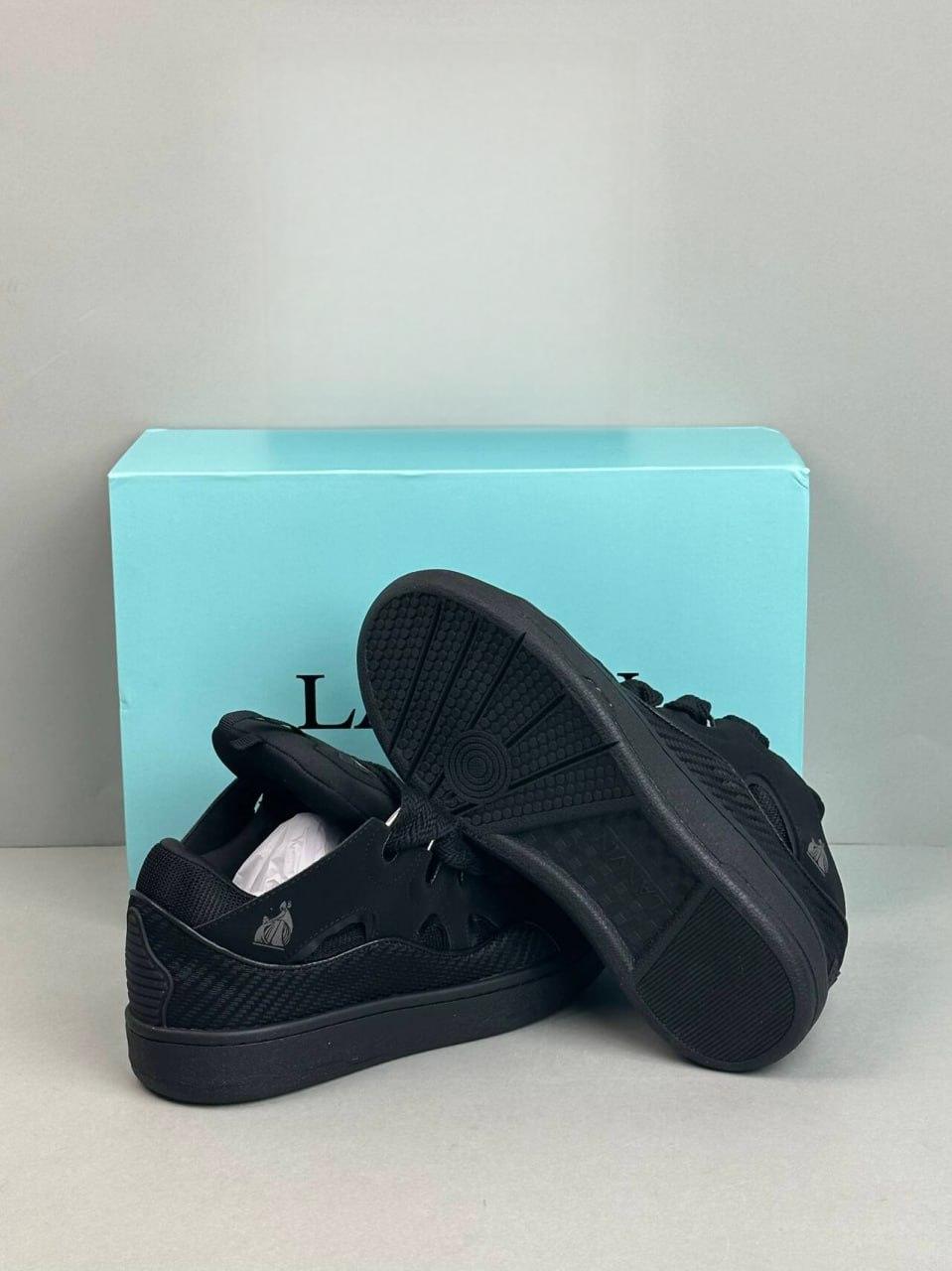 Gucci B22 Sneakers [40 styles]
