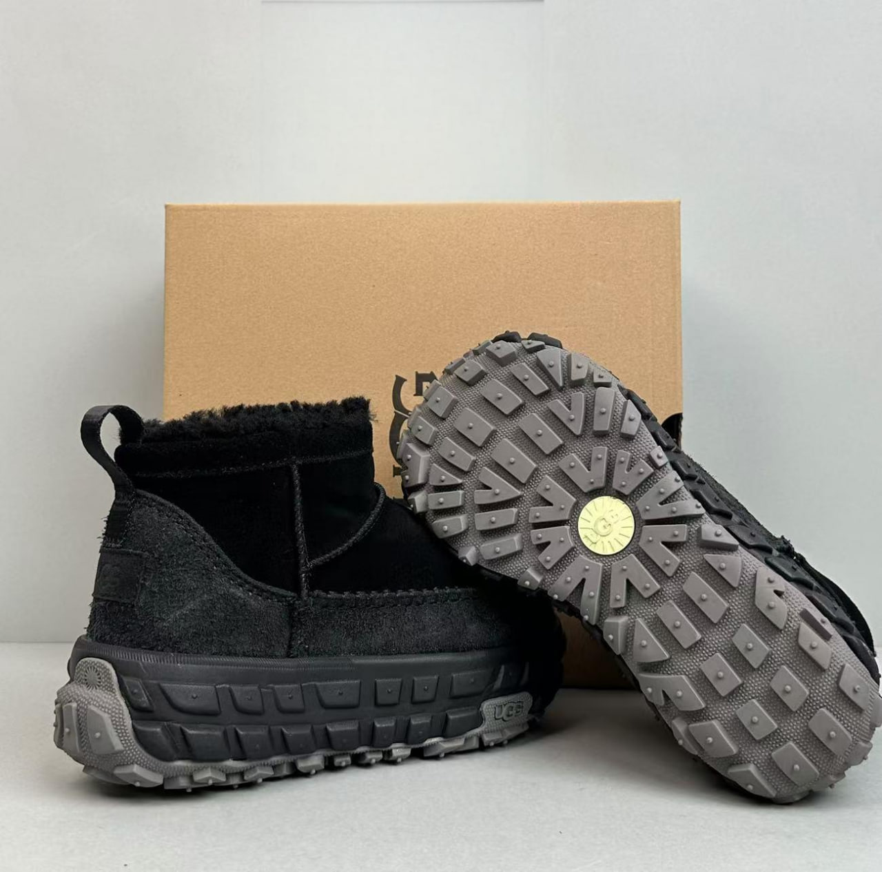 UGG Boots [19 styles]