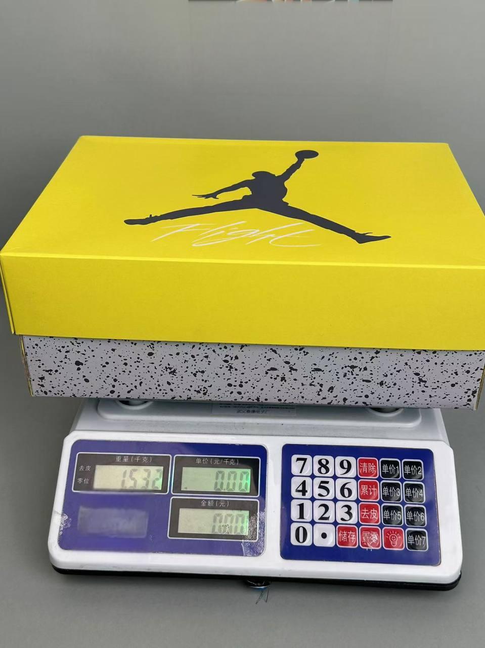 Jordan Air Jordan 4 Retro Sneakers [17 styles]