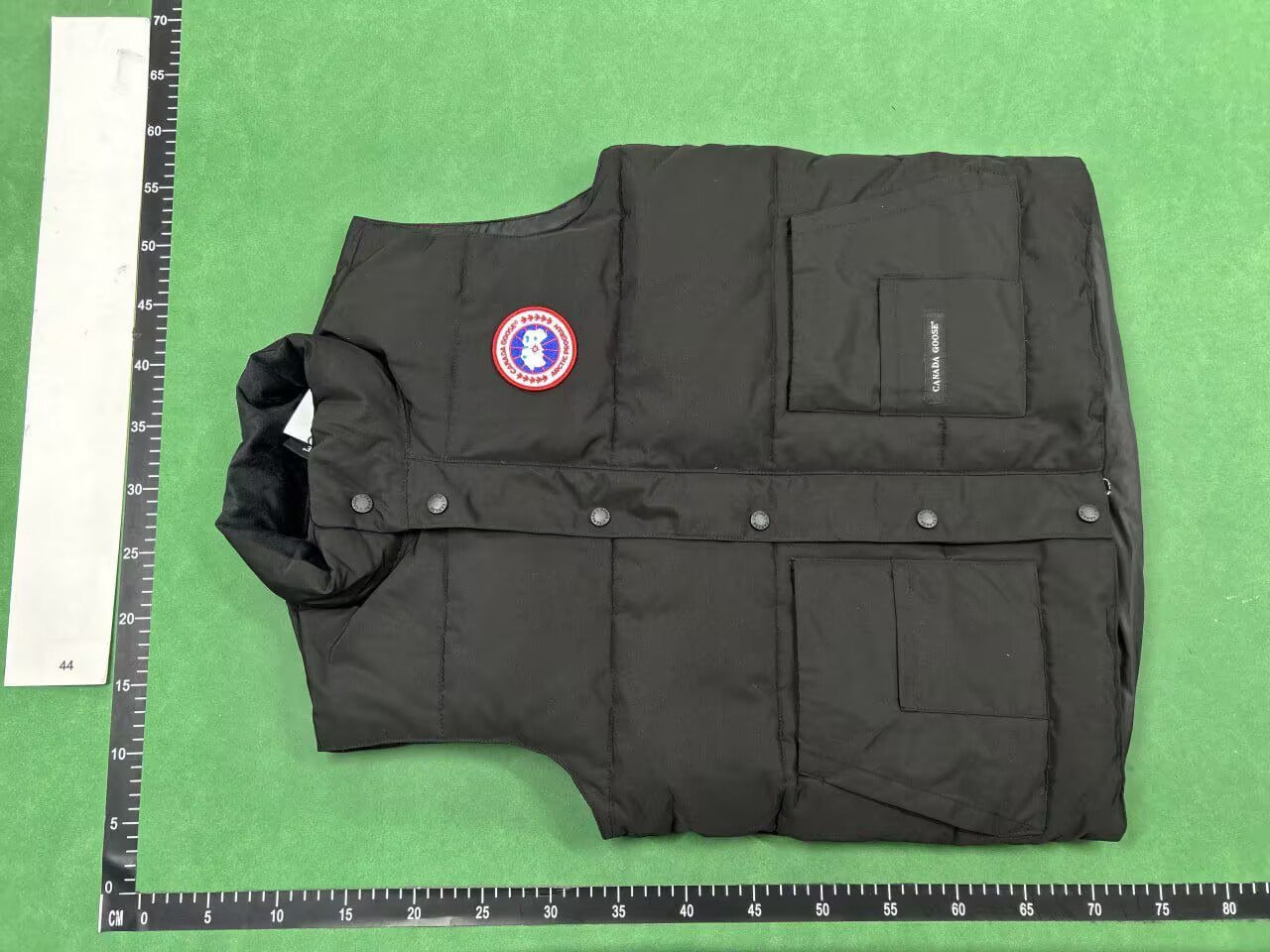 Canada Goose Jackets [35 styles]