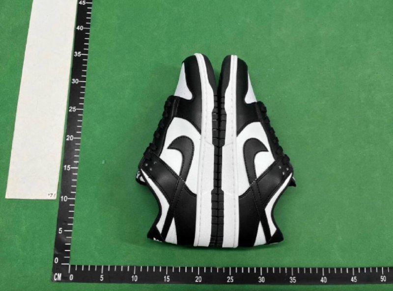 Nike Dunk Low Sneakers [33 styles]