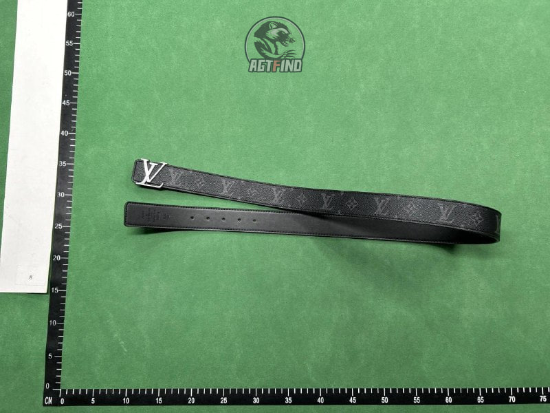 Burberry TB Monogram Belt / Louis Vuitton LV Initiales Belt [40 styles]