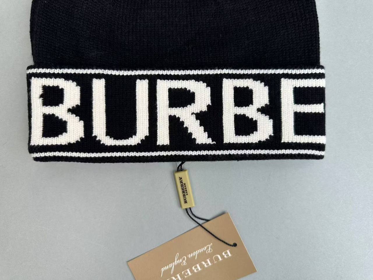 Burberry Logo Knit Beanie [5 styles]