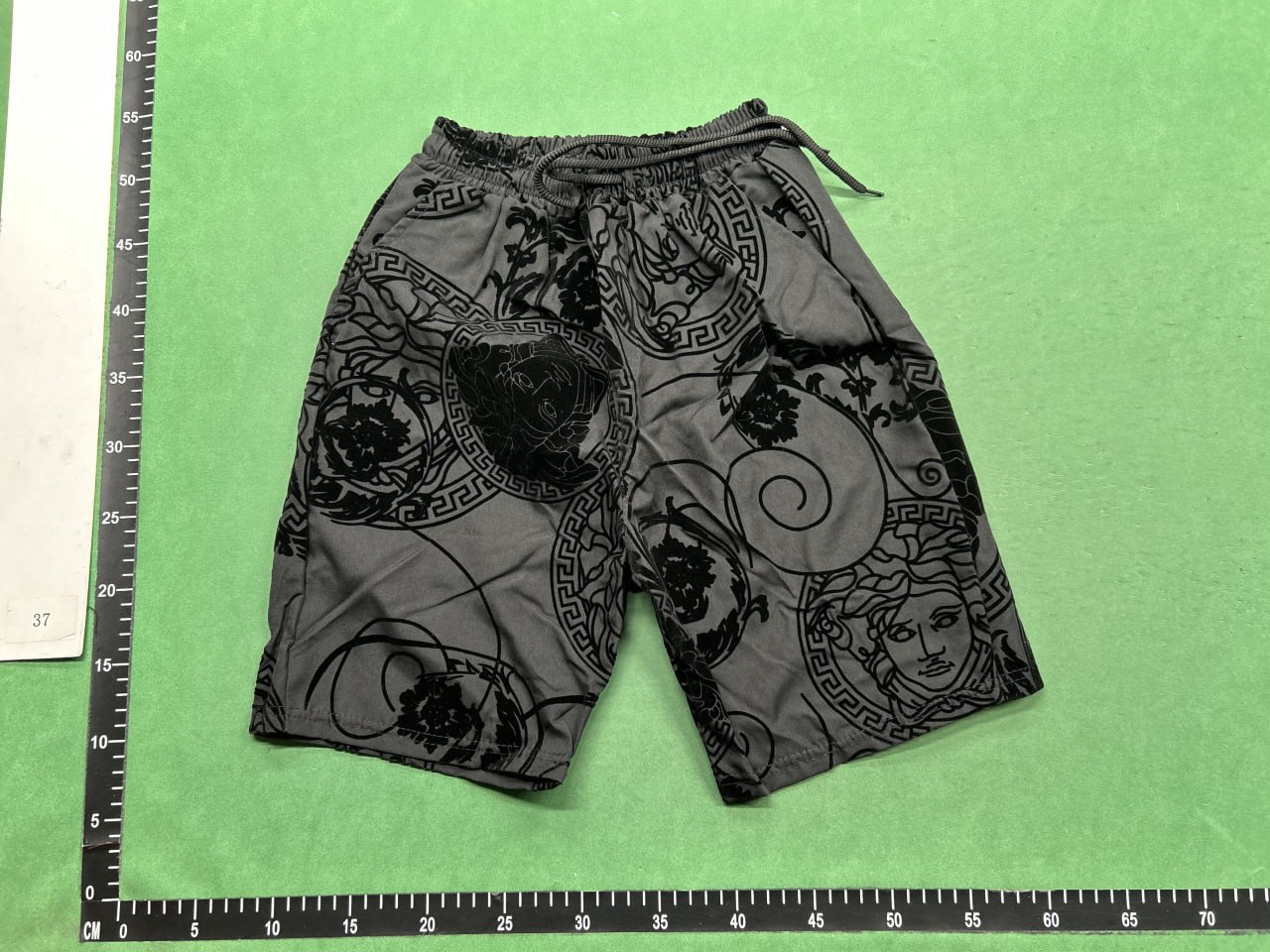 Burberry Check Print Shorts [17 styles]